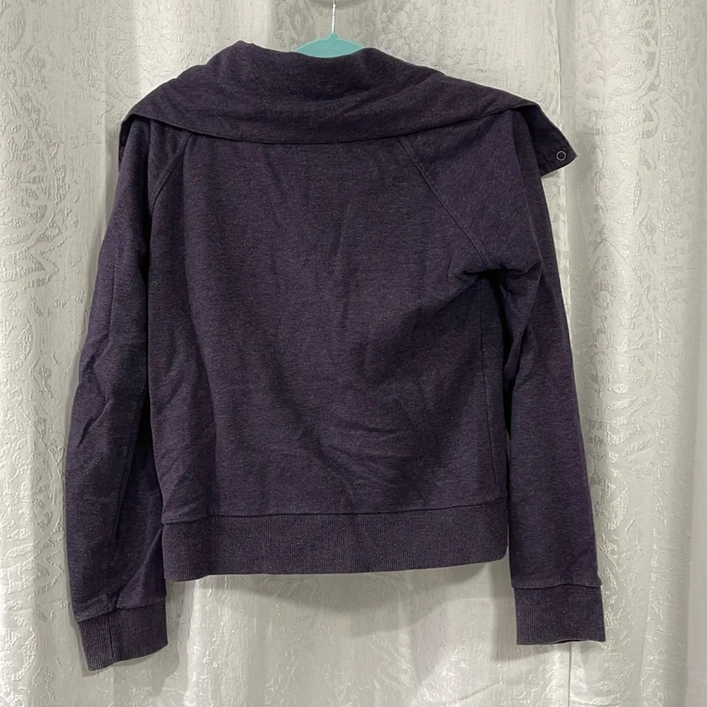 ASO Hermione Granger H&M Asymmetrical Button-up Sweatshirt - Picture 3 of 4